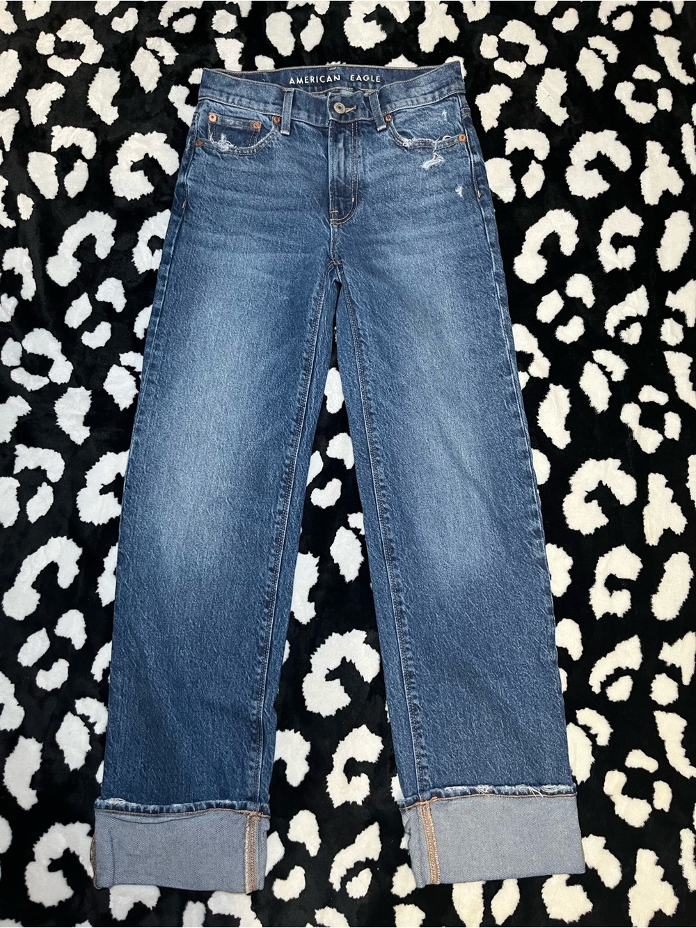 American Eagle Outfitters Medium Blue Straight-Leg Jeans with Cuffed Hem